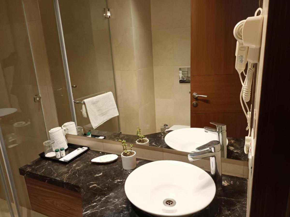 Ritz Resort, لاكناو المظهر الخارجي الصورة